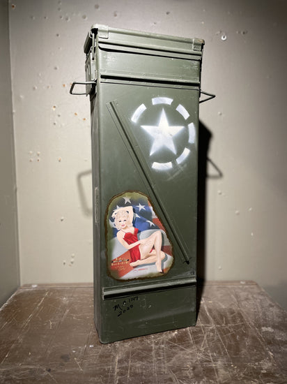 Vietnam ammo can w/ pin up art